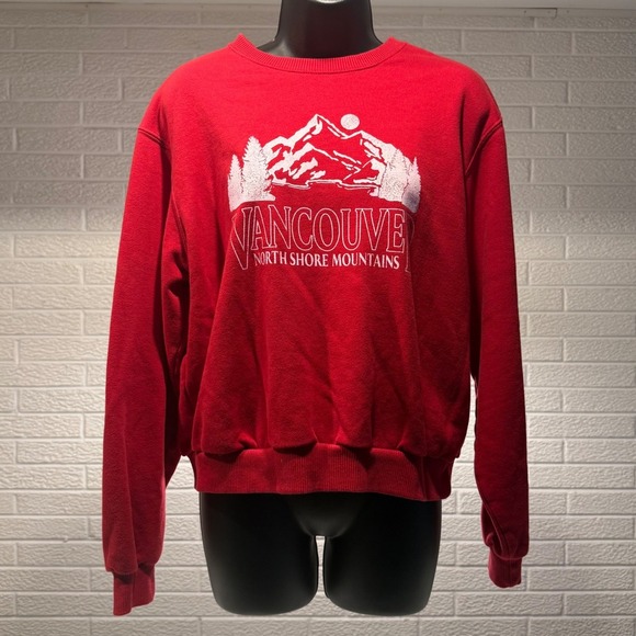 Hollister Tops - Hollister Red Vancouver North Shore Mountains‎ Graphic Sweatshirt